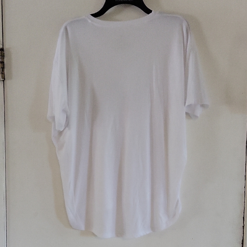 Women's White Scoop Neck Top - Picture 3 of 3